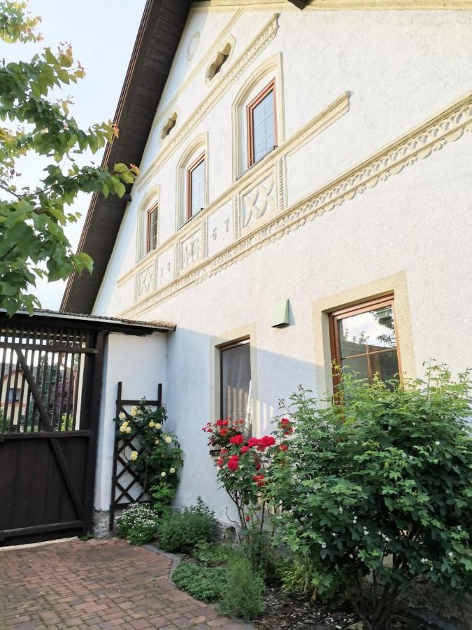 Apartment Dvur U Kaplicky *